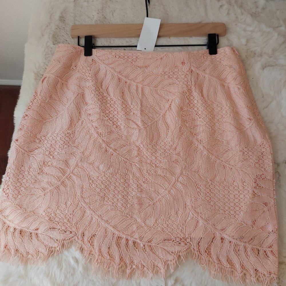 NWT Lovers & Friends Pink Lace  Skirt Papaya Sz L - Picture 15 of 17